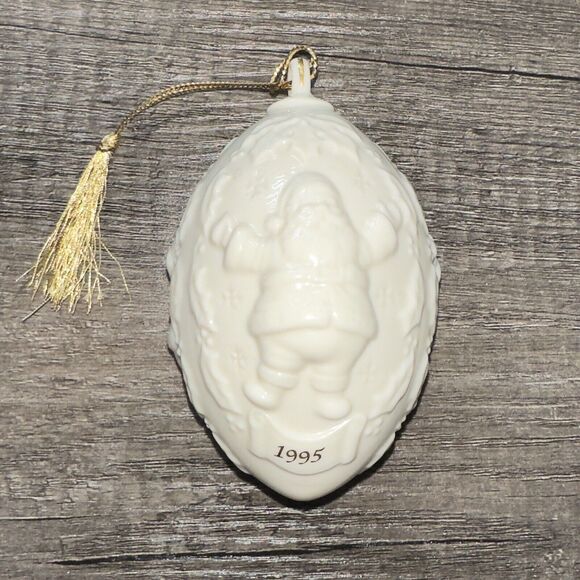 Lenox 1995 Annual Christmas Ornament Egg Shaped‎ Santa Ball Ornament No Box - Picture 1 of 10